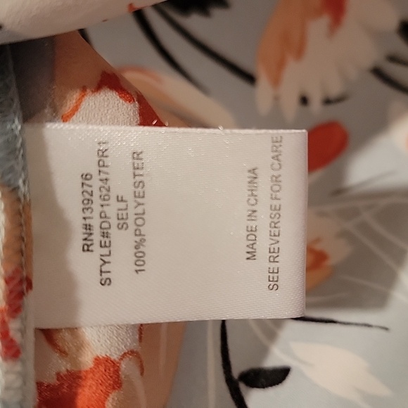 Danielrainn flowery blouse - Picture 5 of 5